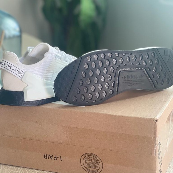 Adidas NMD R1 - Picture 4 of 4